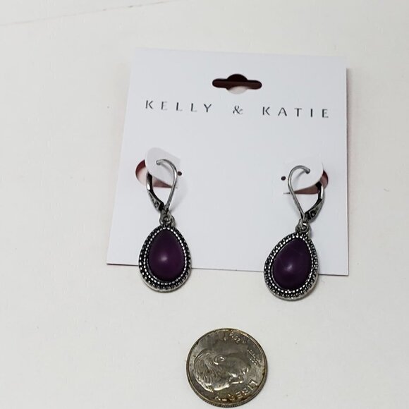 Women's Silver tone Dainty Design Purple Stone 1.25-inch Leverback Drop Earrings - Picture 6 of 6